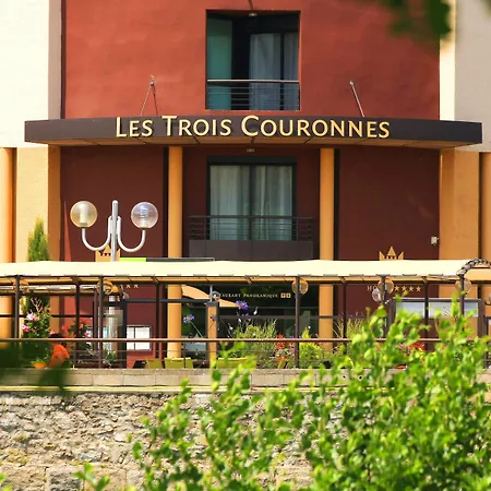 Готель Tribe 4*