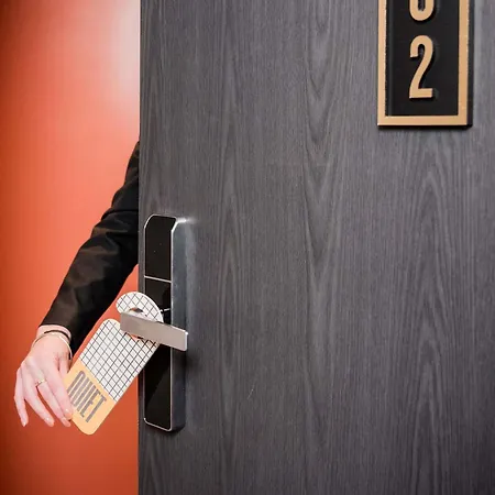 Tribe Готель Каркассонн