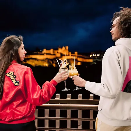 Tribe Отель Каркассон