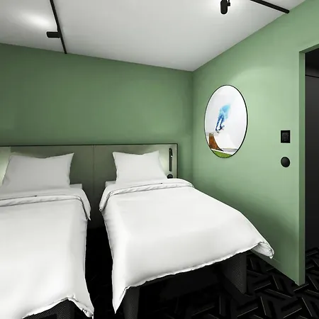 Hotel Tribe