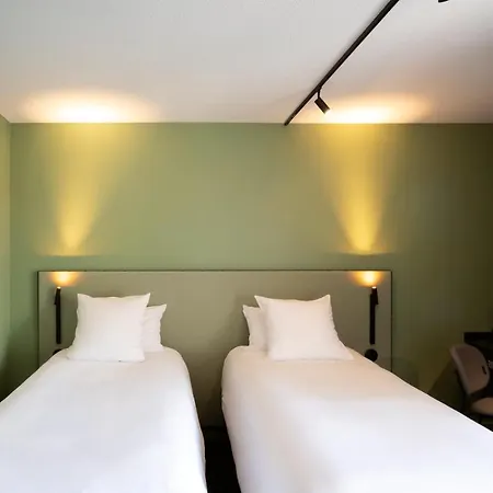 Hotel Tribe 4*