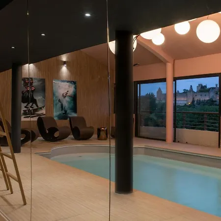 Tribe Hotel 4*